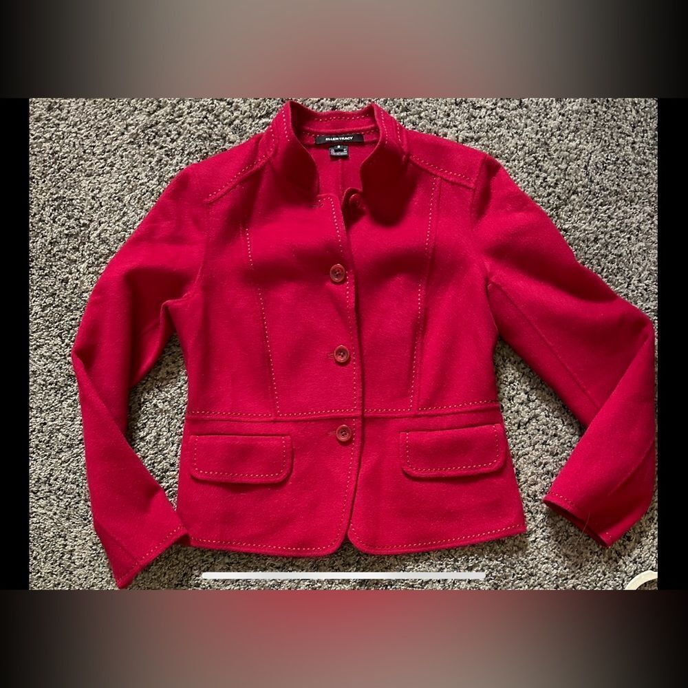ELLEN TRACY Wool coat/Blazer beautiful, trim, size 8